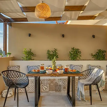 Aggeliki Apartman *