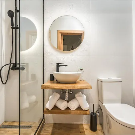 Aggeliki Apartman *